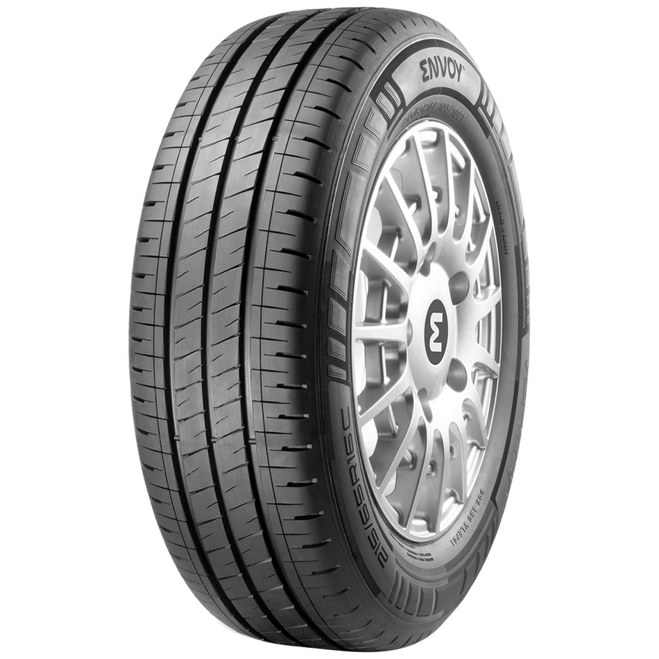 215/60 R17 109/107T Envoy Vertra