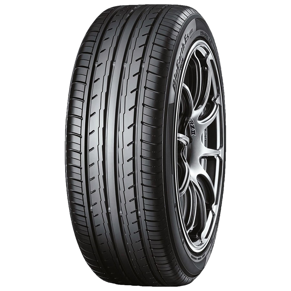 165/65 R14 79T Yokohama BluEarth-Es ES32