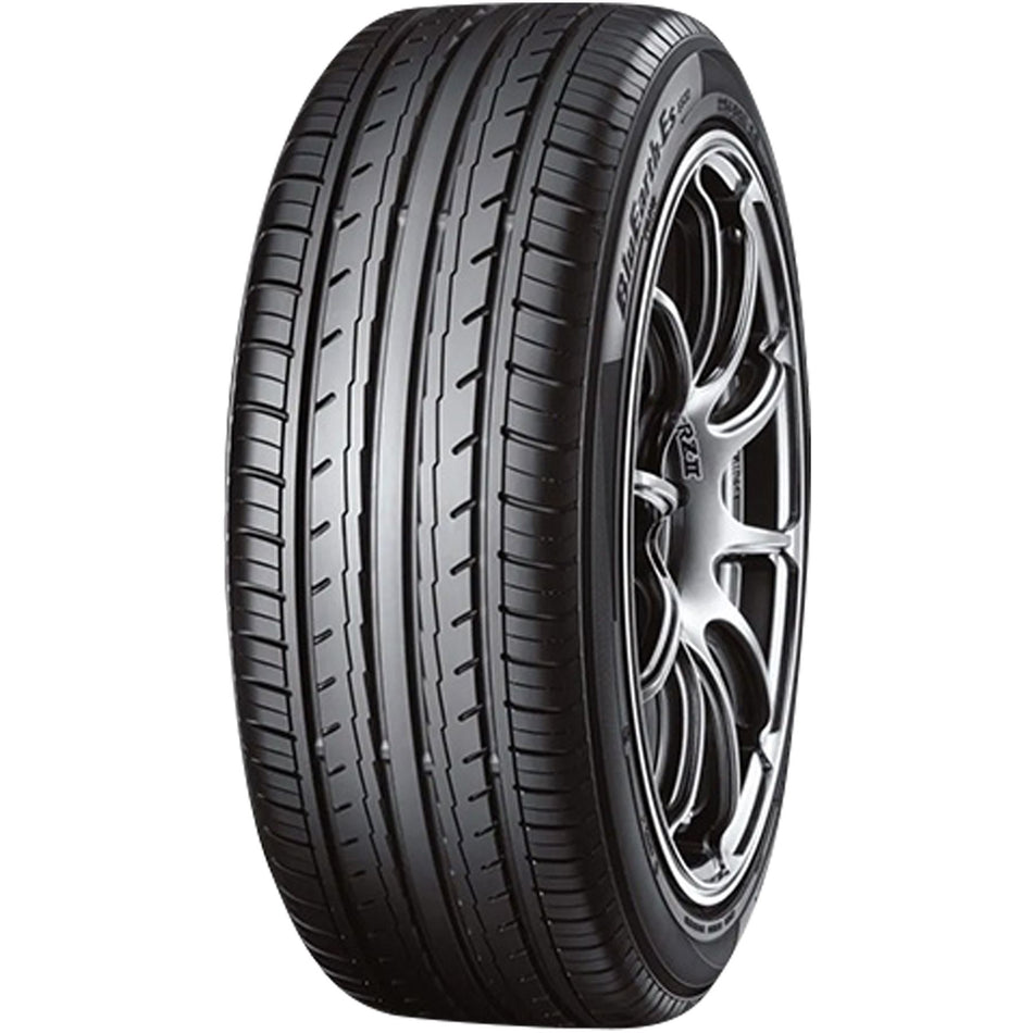 225/50 R17 94V Yokohama BluEarth-Es ES32A