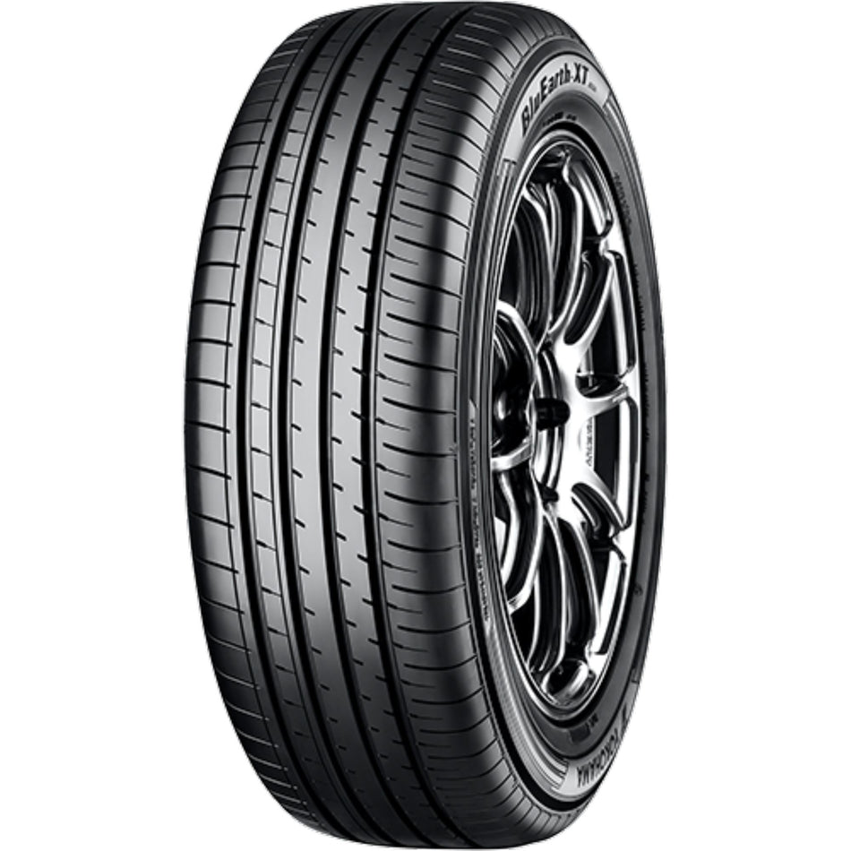 225/50 R18 95V Yokohama BluEarth-XT AE61